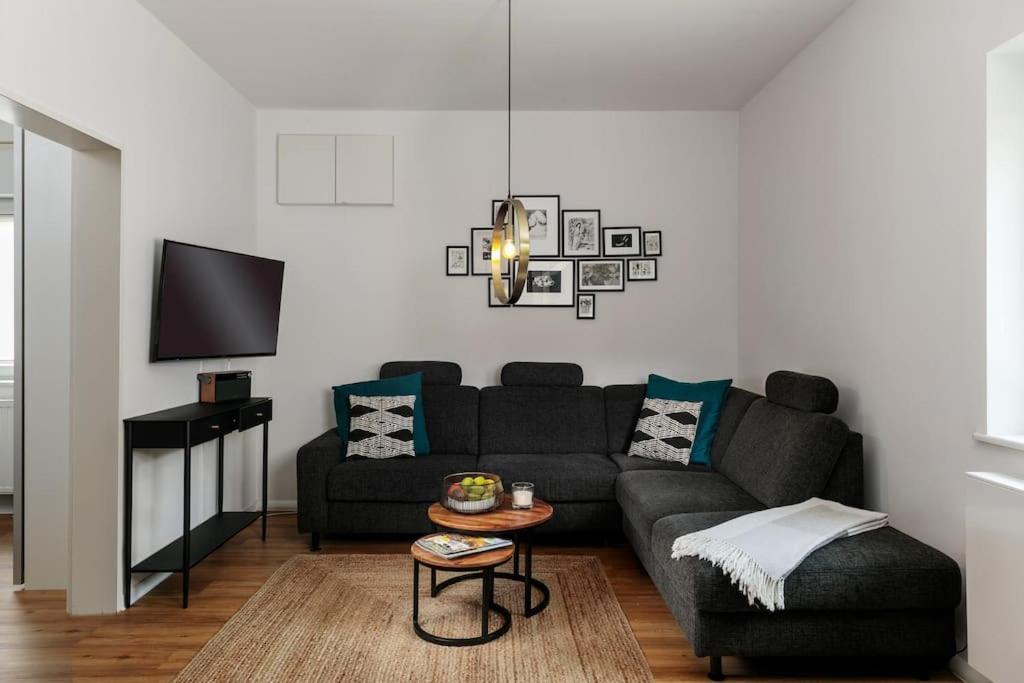 Charmantes Townhaus Mit Garten, W-Lan & Netflix Potsdam Exteriör bild