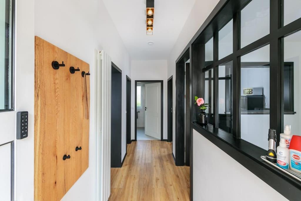 Charmantes Townhaus Mit Garten, W-Lan & Netflix Potsdam Exteriör bild